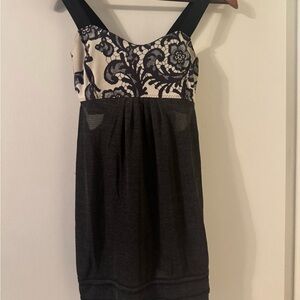 Lululemon Athletica Black and White Tank Top